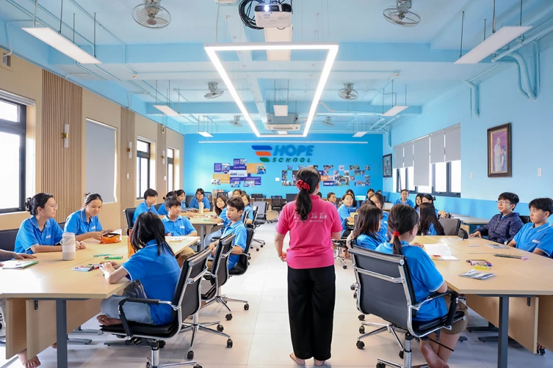 Quỹ Vì Tầm Vóc Việt đồng hành cùng Trường Hy Vọng triển khai các hoạt động bảo vệ trẻ em