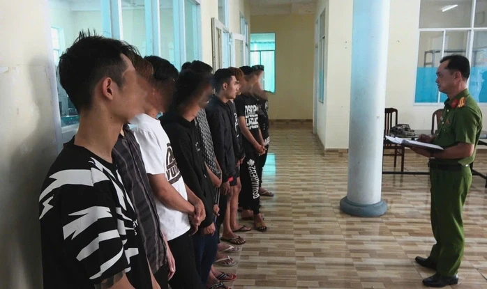 Quán hủ tiếu Mỹ Tho gặp họa vì 2 nhóm thanh thiếu niên