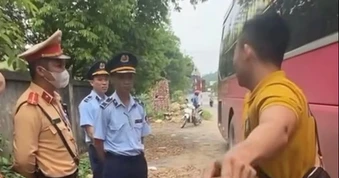 Quản lý thị trường thông tin vụ kiểm tra xe khách chở xác ve sầu xôn xao dư luận