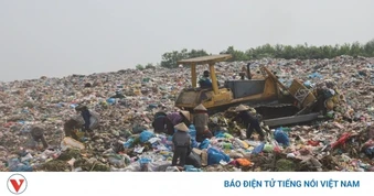 Quảng Ngãi: Bãi rác quá tải, nhà máy xử lý rác thải chậm tiến độ