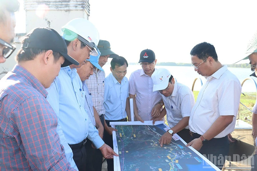 Quảng Ngãi: Đề xuất điều chỉnh hướng tuyến đường ven biển Dung Quất-Sa Huỳnh để bảo vệ di sản Quảng Ngãi: Đề xuất điều chỉnh hướng tuyến đường ven biển Dung Quất-Sa Huỳnh để bảo vệ di sản