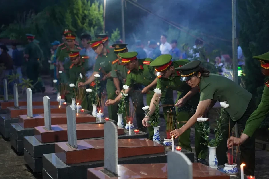 Quảng Ngãi: Điều ước số 46 nối dài hành trình tri ân các Anh hùng liệt sĩ Quảng Ngãi: Điều ước số 46 nối dài hành trình tri ân các Anh hùng liệt sĩ