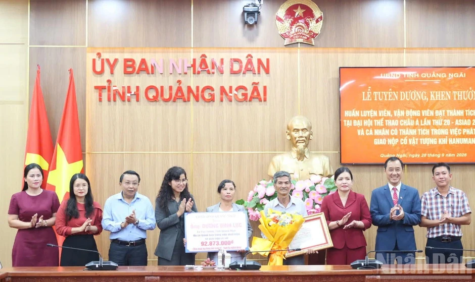 Quảng Ngãi khen thưởng 3 cá nhân có thành tích xuất sắc