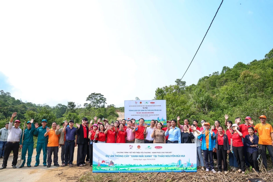 Quảng Ngãi: Mang lại màu xanh cho thảo nguyên Bùi Hui Quảng Ngãi: Mang lại màu xanh cho thảo nguyên Bùi Hui