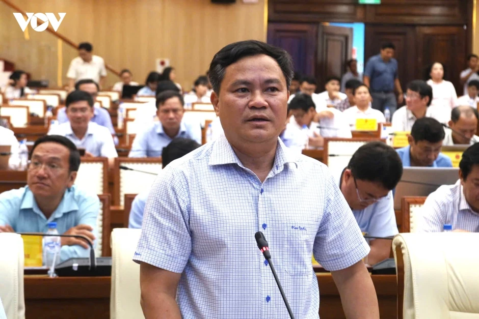 Quảng Ngãi phê bình giám đốc sở chậm triển khai dự án cơ sở dữ liệu đất đai Quảng Ngãi phê bình giám đốc sở chậm triển khai dự án cơ sở dữ liệu đất đai