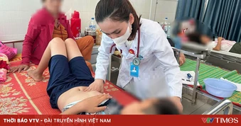 Quảng Ngãi: Tạm dừng cơ sở bánh mì nghi gây ngộ độc