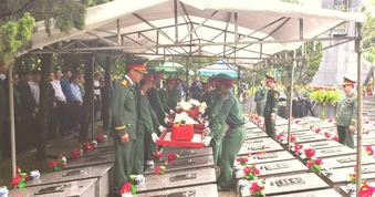 Quảng Ngãi: Truy điệu, an táng 10 hài cốt liệt sĩ