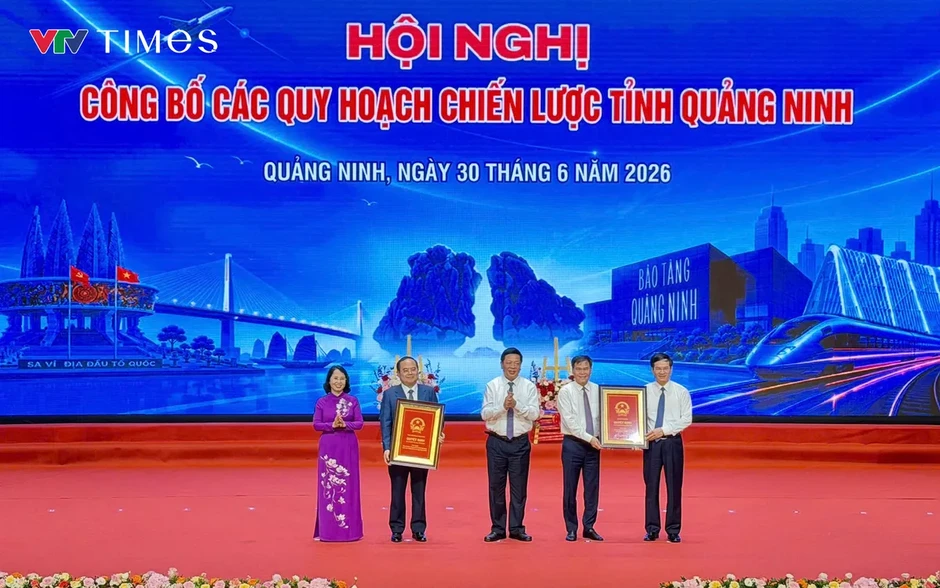 Quảng Ninh công bố 5 quy hoạch chiến lược, đón làn sóng đầu tư 45.000 tỷ đồng Quảng Ninh công bố 5 quy hoạch chiến lược, đón làn sóng đầu tư 45.000 tỷ đồng