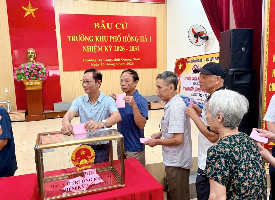 Quảng Ninh: Sôi nổi Ngày hội Bầu cử trưởng thôn, khu phố Quảng Ninh: Sôi nổi Ngày hội Bầu cử trưởng thôn, khu phố