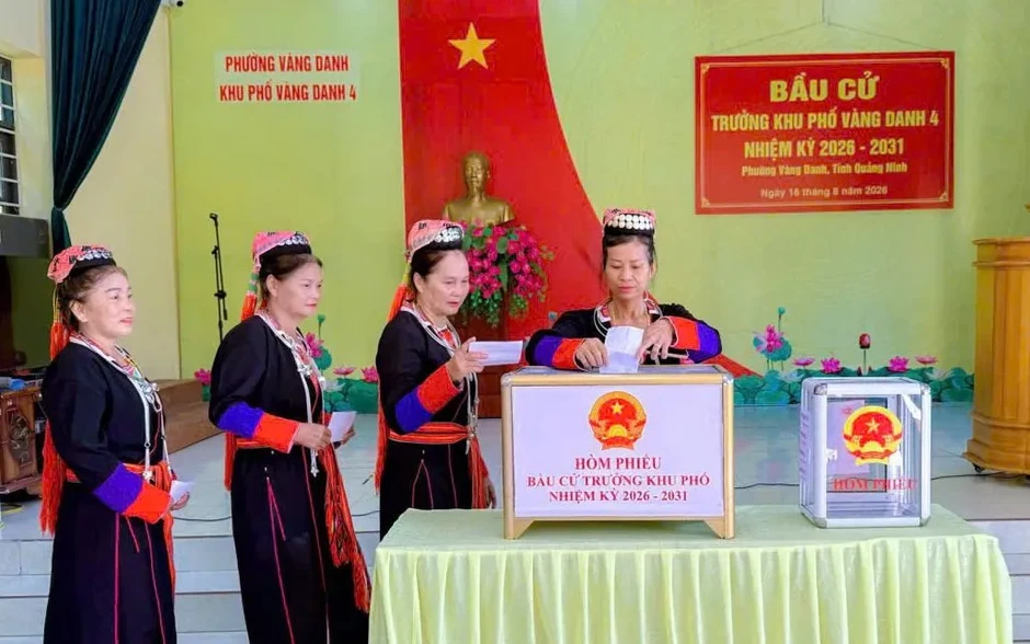 Quảng Ninh: Sôi nổi Ngày hội Bầu cử trưởng thôn, khu phố Quảng Ninh: Sôi nổi Ngày hội Bầu cử trưởng thôn, khu phố