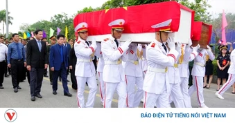 Quảng Trị đón nhận 28 hài cốt liệt sĩ quân tình nguyện hy sinh tại Lào