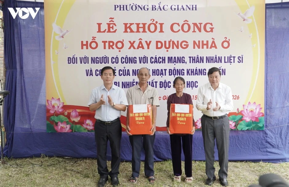 Quảng Trị đồng loạt khởi công nhà ở giúp người có công, nạn nhân chất độc hóa học Quảng Trị đồng loạt khởi công nhà ở giúp người có công, nạn nhân chất độc hóa học