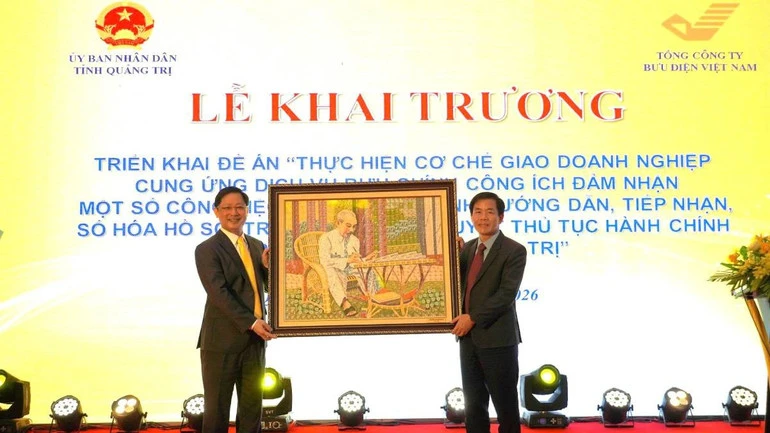 Quảng Trị: Khai trương dịch vụ bưu chính công ích trong giải quyết thủ tục hành chính Quảng Trị: Khai trương dịch vụ bưu chính công ích trong giải quyết thủ tục hành chính