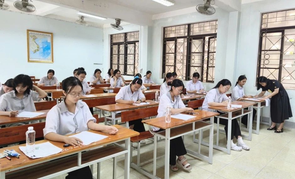 Quảng Trị rà soát toàn bộ kết quả thi tốt nghiệp THPT sau phản ánh tiêu cực Quảng Trị rà soát toàn bộ kết quả thi tốt nghiệp THPT sau phản ánh tiêu cực