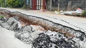 Quảng Trị: Tìm phương án xử lý sự cố sụt lún đường liên xã ở Lệ Thủy