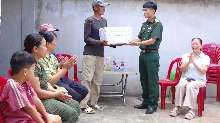 Quảng Trị xây mới và sửa chữa 3.520 căn nhà cho người có công với cách mạng, thân nhân liệt sĩ và nạn nhân chất độc hóa học Quảng Trị xây mới và sửa chữa 3.520 căn nhà cho người có công với cách mạng, thân nhân liệt sĩ và nạn nhân chất độc hóa học