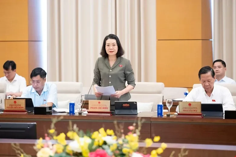 Quốc hội xem xét nghị quyết mới về giám sát hoạt động tư pháp Quốc hội xem xét nghị quyết mới về giám sát hoạt động tư pháp
