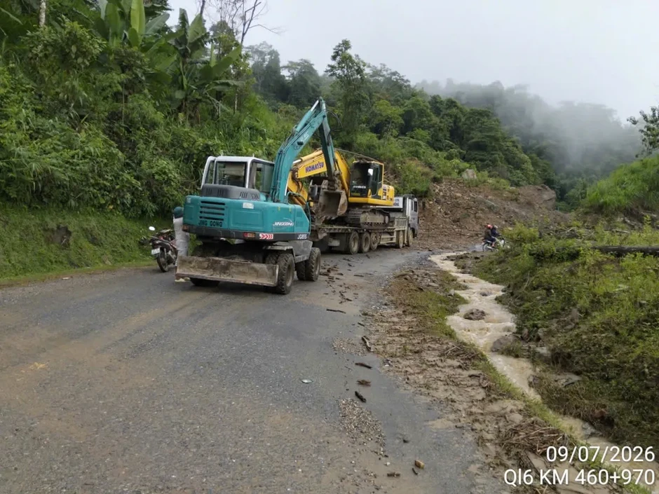 Quốc lộ 6 qua Điện Biên sạt lở nghiêm trọng sau nhiều ngày mưa lớn Quốc lộ 6 qua Điện Biên sạt lở nghiêm trọng sau nhiều ngày mưa lớn