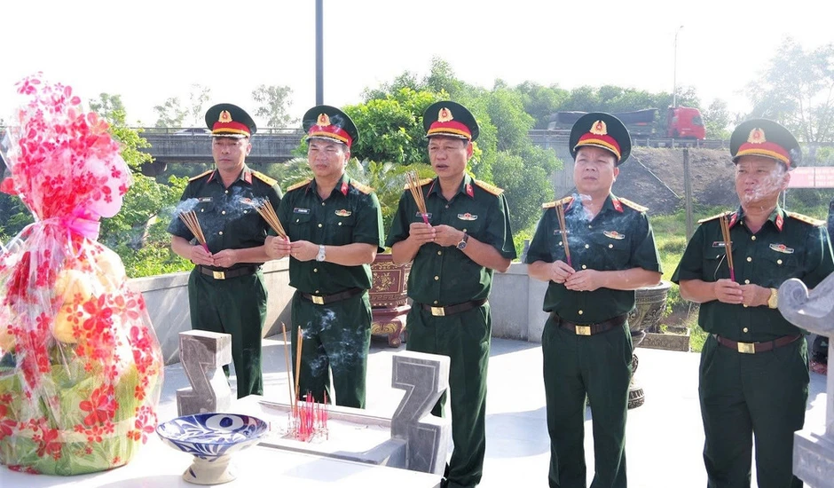 Quy tập 3 hài cốt liệt sĩ tại khu vực Câu Nhi, tỉnh Quảng Trị Quy tập 3 hài cốt liệt sĩ tại khu vực Câu Nhi, tỉnh Quảng Trị