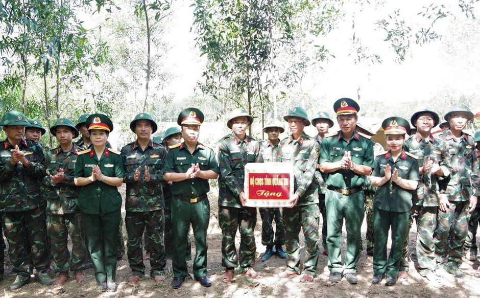 Quy tập 3 hài cốt liệt sĩ tại khu vực Câu Nhi, tỉnh Quảng Trị Quy tập 3 hài cốt liệt sĩ tại khu vực Câu Nhi, tỉnh Quảng Trị