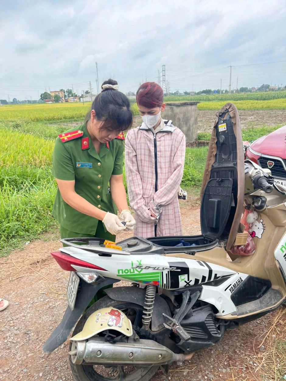 Ra lệnh tạm giữ hình sự Trần Thị Thúy Hằng SN 1985 Ra lệnh tạm giữ hình sự Trần Thị Thúy Hằng SN 1985