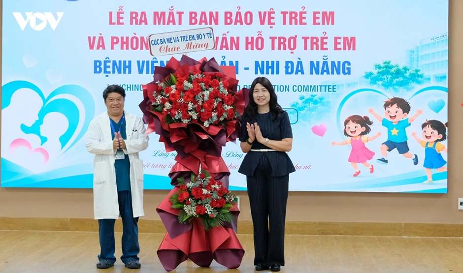 Ra mắt Ban Bảo vệ trẻ em đầu tiên ở bệnh viện trên địa bàn khu vực miền Trung Ra mắt Ban Bảo vệ trẻ em đầu tiên ở bệnh viện trên địa bàn khu vực miền Trung