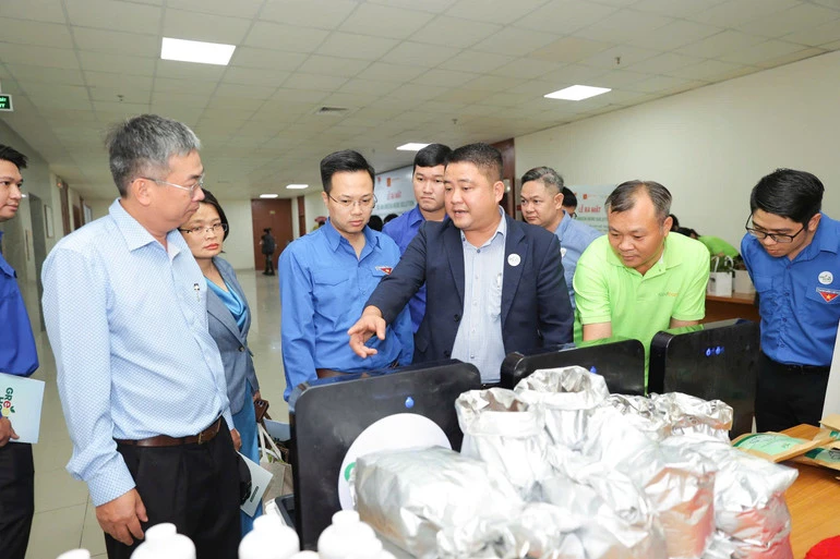 Ra mắt Dự án “Green Hero Solution” thúc đẩy mô hình tuần hoàn trong nông nghiệp Ra mắt Dự án “Green Hero Solution” thúc đẩy mô hình tuần hoàn trong nông nghiệp