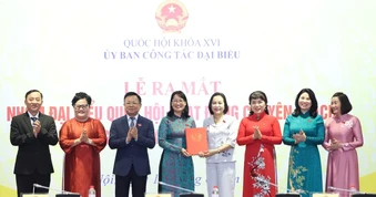 Ra mắt Nhóm đại biểu Quốc hội hoạt động chuyên trách ở địa phương