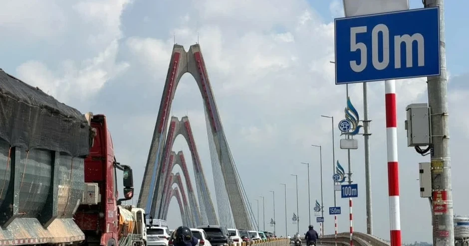 Rà soát, bổ sung biển báo phục vụ xử phạt vi phạm khoảng cách an toàn