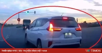 Rẽ trái sai làn đường, tài xế ô tô bị xử lý từ phản ánh qua mạng xã hội