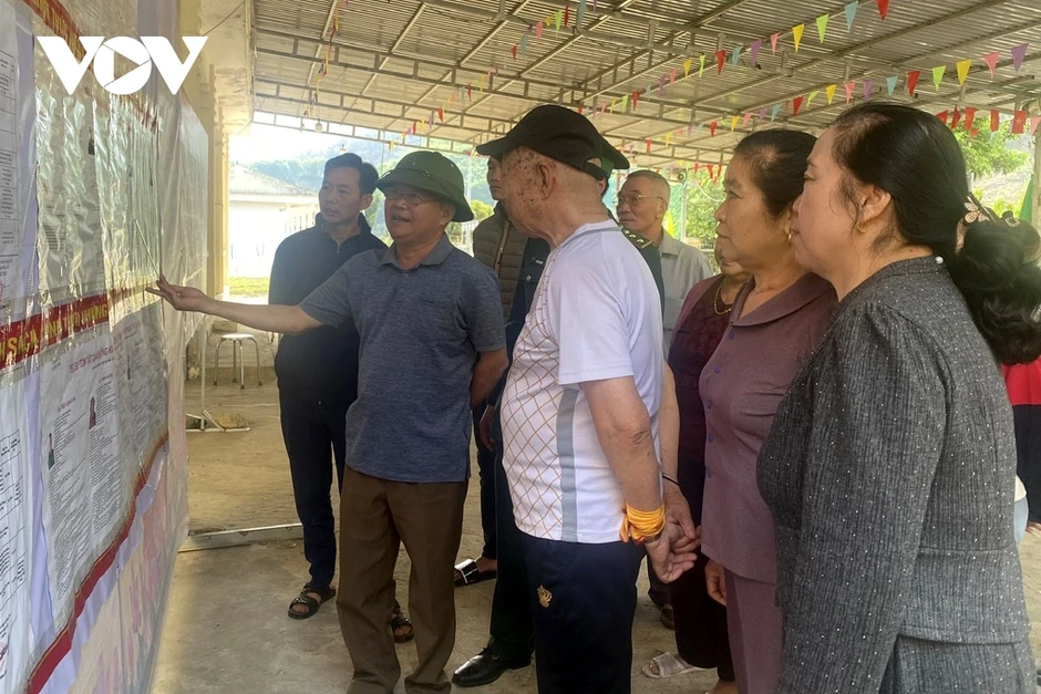 Rộn ràng không khí bầu cử nơi biên cương Lai Châu Rộn ràng không khí bầu cử nơi biên cương Lai Châu