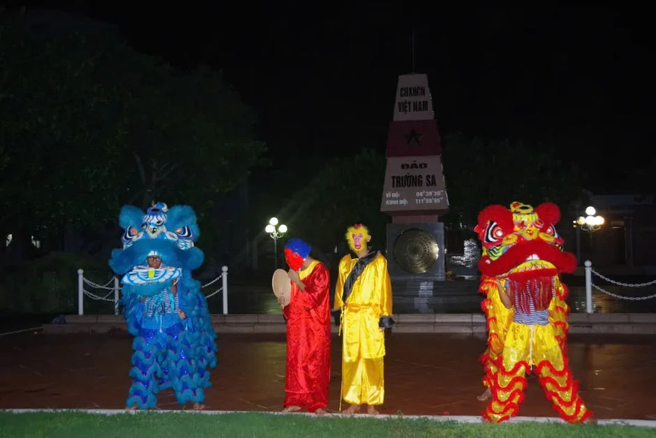 Rộn ràng không khí chuẩn bị Tết Thiếu nhi 1/6 tại đặc khu Trường Sa Rộn ràng không khí chuẩn bị Tết Thiếu nhi 1/6 tại đặc khu Trường Sa