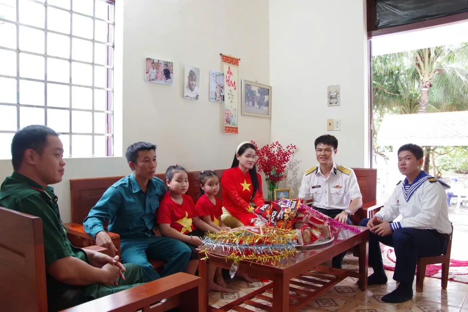 Rộn ràng không khí chuẩn bị Tết Thiếu nhi 1/6 tại đặc khu Trường Sa Rộn ràng không khí chuẩn bị Tết Thiếu nhi 1/6 tại đặc khu Trường Sa