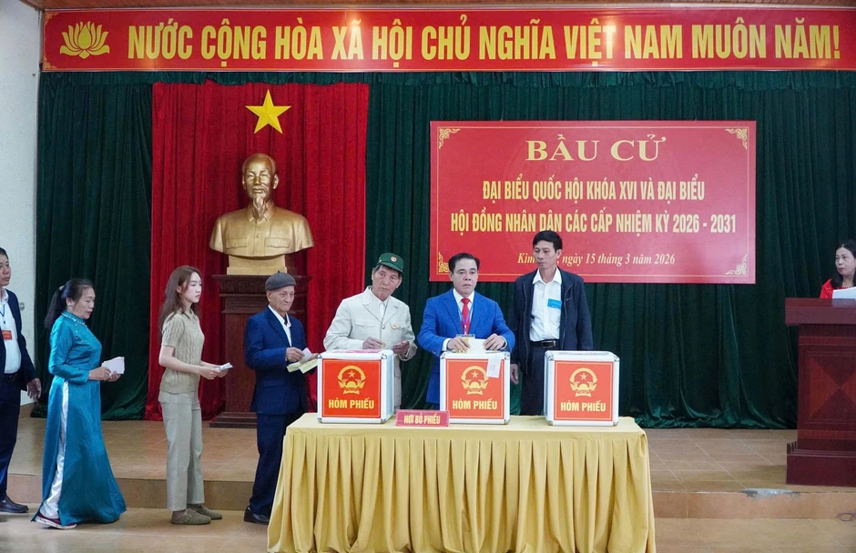 Rộn ràng ngày hội non sông trên quê hương Chủ tịch Hồ Chí Minh Rộn ràng ngày hội non sông trên quê hương Chủ tịch Hồ Chí Minh