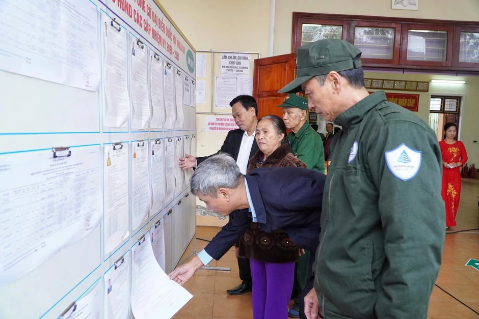 Rộn ràng ngày hội non sông trên quê hương Chủ tịch Hồ Chí Minh Rộn ràng ngày hội non sông trên quê hương Chủ tịch Hồ Chí Minh