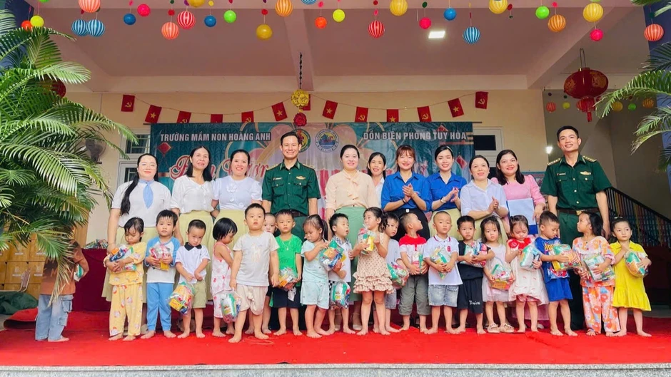 Rộn ràng Tết Trung thu ở các xã vùng biên giới Đắk Lắk Rộn ràng Tết Trung thu ở các xã vùng biên giới Đắk Lắk