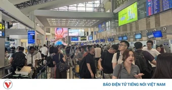 Sân bay Nội Bài siết an ninh cấp độ 1 trong cao điểm nghỉ lễ 30/4