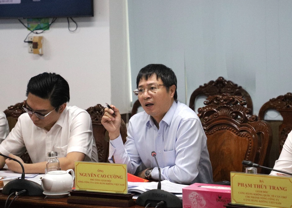'Sân bay quốc tế mà cả năm không có chuyến bay quốc tế' 'Sân bay quốc tế mà cả năm không có chuyến bay quốc tế'