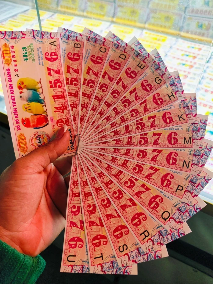 Sáng 19-4, nhiều người ở TPHCM, Vĩnh Long và Cà Mau trúng xổ số miền Nam Sáng 19-4, nhiều người ở TPHCM, Vĩnh Long và Cà Mau trúng xổ số miền Nam