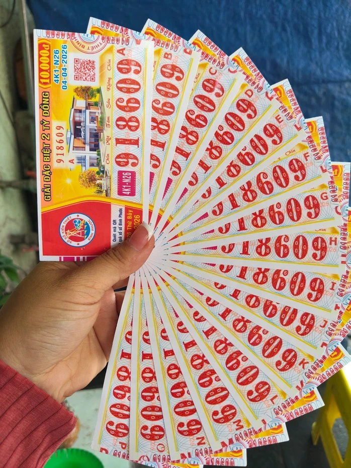 Sáng 4-4, lộ diện sự trùng hợp của 2 giải độc đắc xổ số miền Nam Sáng 4-4, lộ diện sự trùng hợp của 2 giải độc đắc xổ số miền Nam