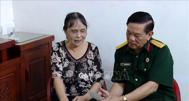 Sáng ngời nghĩa tình đồng đội của người lính già đất Cố đô Sáng ngời nghĩa tình đồng đội của người lính già đất Cố đô