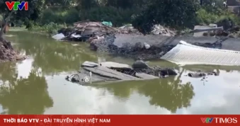 Sạt lở đường làm đê bao, cuốn trôi hàng trăm tấn cá