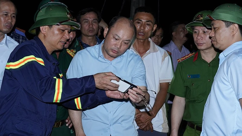 Sạt lở mỏ đá ở Thanh Hóa: Một người chết, hai người chưa tìm thấy Sạt lở mỏ đá ở Thanh Hóa: Một người chết, hai người chưa tìm thấy
