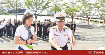 Sâu lắng hành trình tri ân các anh hùng liệt sỹ Đoàn tàu không số