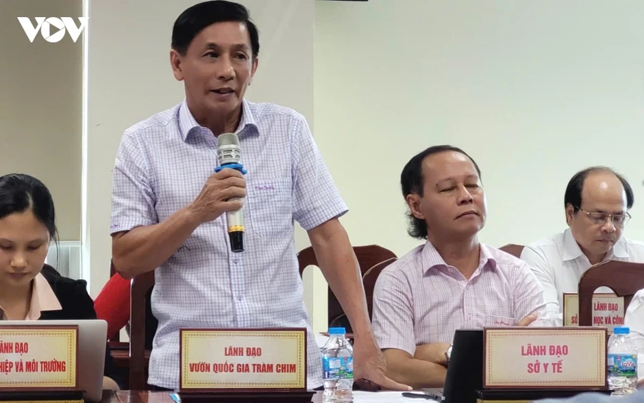 Sẽ tiếp nhận thêm 6 cá thể sếu đầu đỏ vào Vườn Quốc gia Tràm Chim Sẽ tiếp nhận thêm 6 cá thể sếu đầu đỏ vào Vườn Quốc gia Tràm Chim