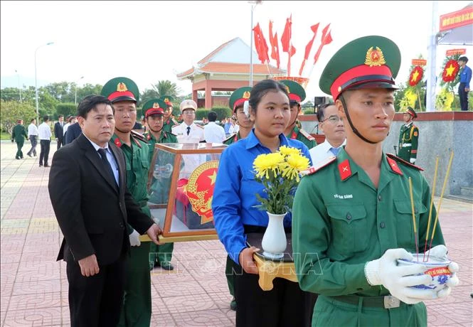 Số hóa dữ liệu AND - hành trình tri ân các anh hùng liệt sĩ Số hóa dữ liệu AND - hành trình tri ân các anh hùng liệt sĩ