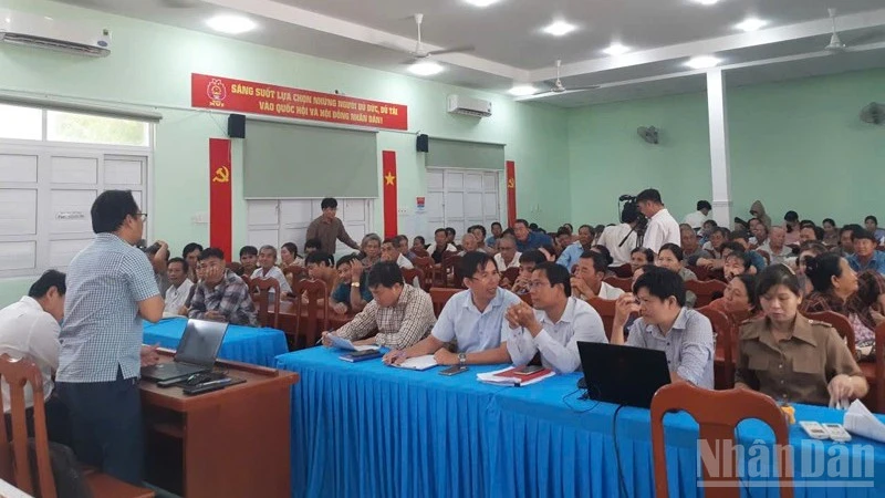 Sớm tháo gỡ “điểm nghẽn” mặt bằng tại Dự án Nhà máy điện hạt nhân Ninh Thuận 1 Sớm tháo gỡ “điểm nghẽn” mặt bằng tại Dự án Nhà máy điện hạt nhân Ninh Thuận 1