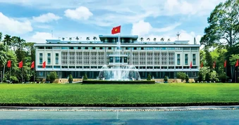 Sòng phẳng trong tiếp cận sản phẩm văn hóa