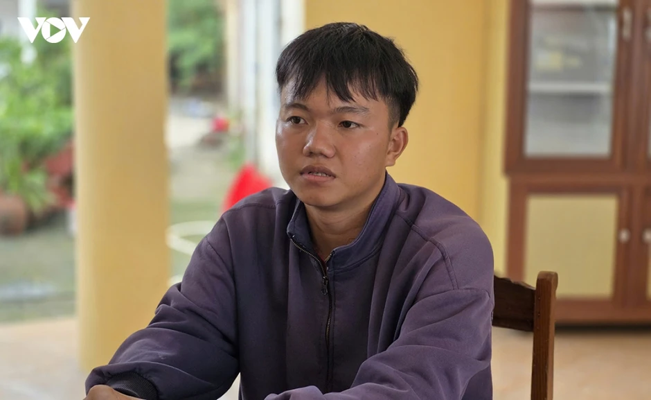 Sống sót thần kỳ sau 8 giờ lênh đênh trên biển nhờ kỹ năng sinh tồn và phao xốp Sống sót thần kỳ sau 8 giờ lênh đênh trên biển nhờ kỹ năng sinh tồn và phao xốp