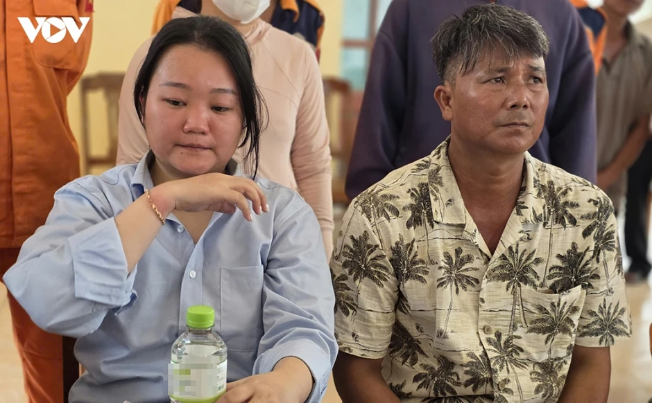 Sống sót thần kỳ sau 8 giờ lênh đênh trên biển nhờ kỹ năng sinh tồn và phao xốp Sống sót thần kỳ sau 8 giờ lênh đênh trên biển nhờ kỹ năng sinh tồn và phao xốp